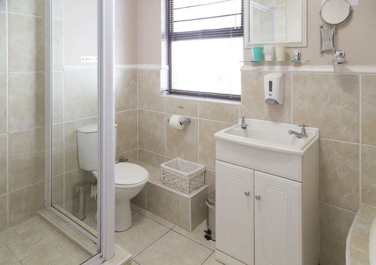 Tyger Hills Guest House Bellville